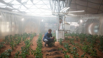 中國載人航天的未來 飛向火星還是耕耘地月空間？